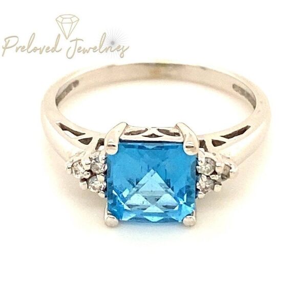 14k London Topaz / 6 Diamonds Ring - Picture 1 of 11